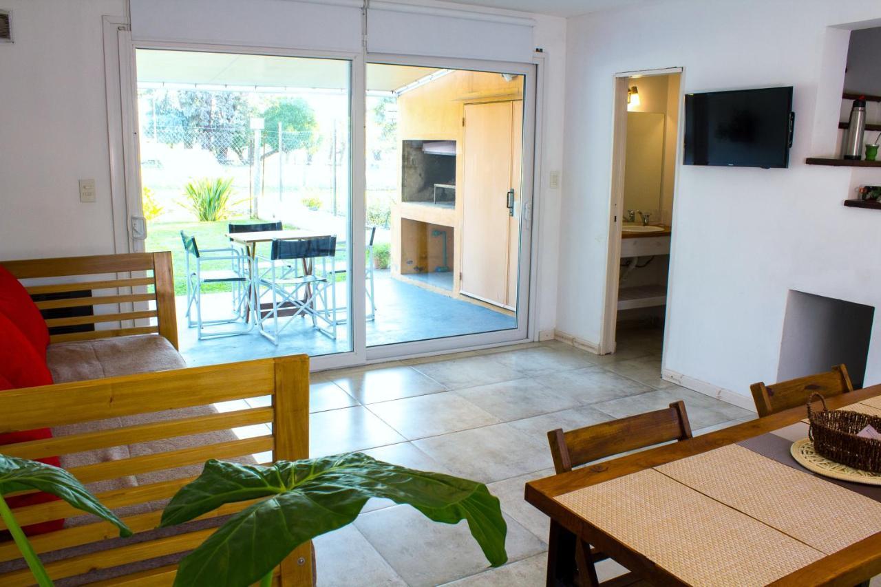 Ananda Apart Tandil - Dptos En Alquiler Temporario Екстер'єр фото